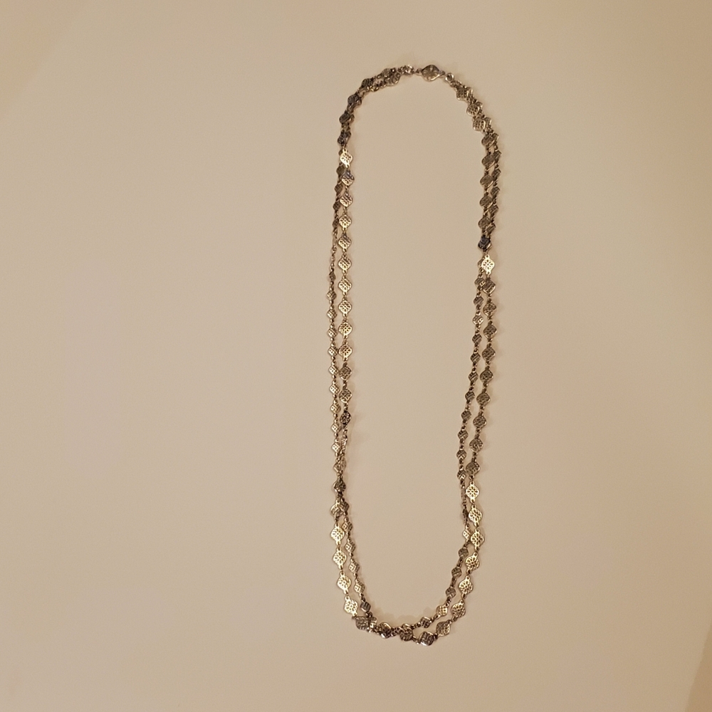 Stella and dot devon long layering necklace